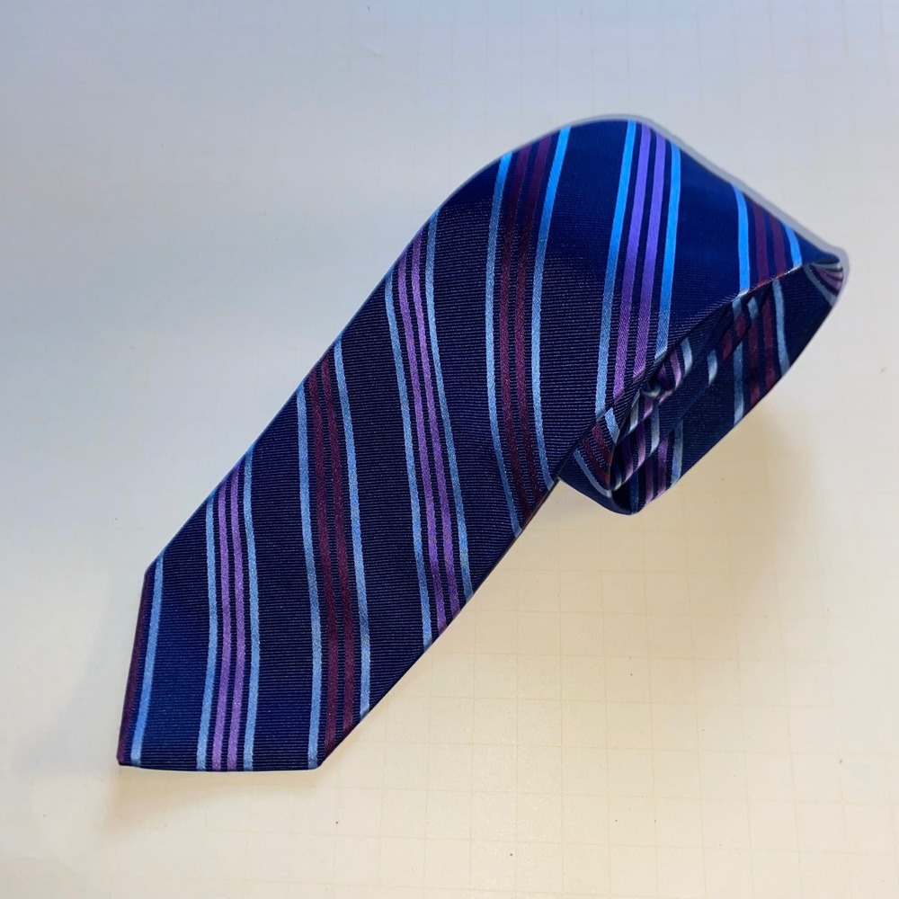 Brooks Brothers 346 Mens Silk Necktie Navy Blue Purple Magenta Striped USA Made